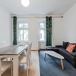 Tranquil Retreat Prenziberlin Near Alexanderplatz