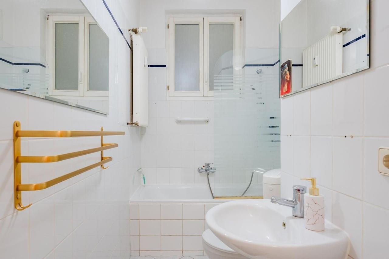 Tranquil Retreat Prenziberlin Near Alexanderplatz Apartment